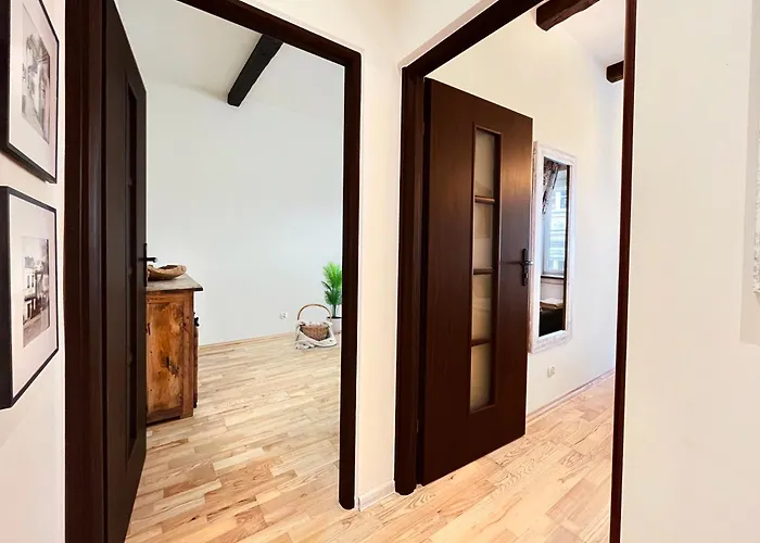 2-room With Kitchen, Heart Of Cracow Old Town Apartman