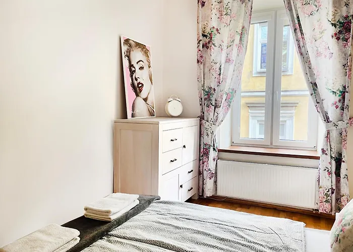 2-room With Kitchen, Heart Of Cracow Old Town Apartman *